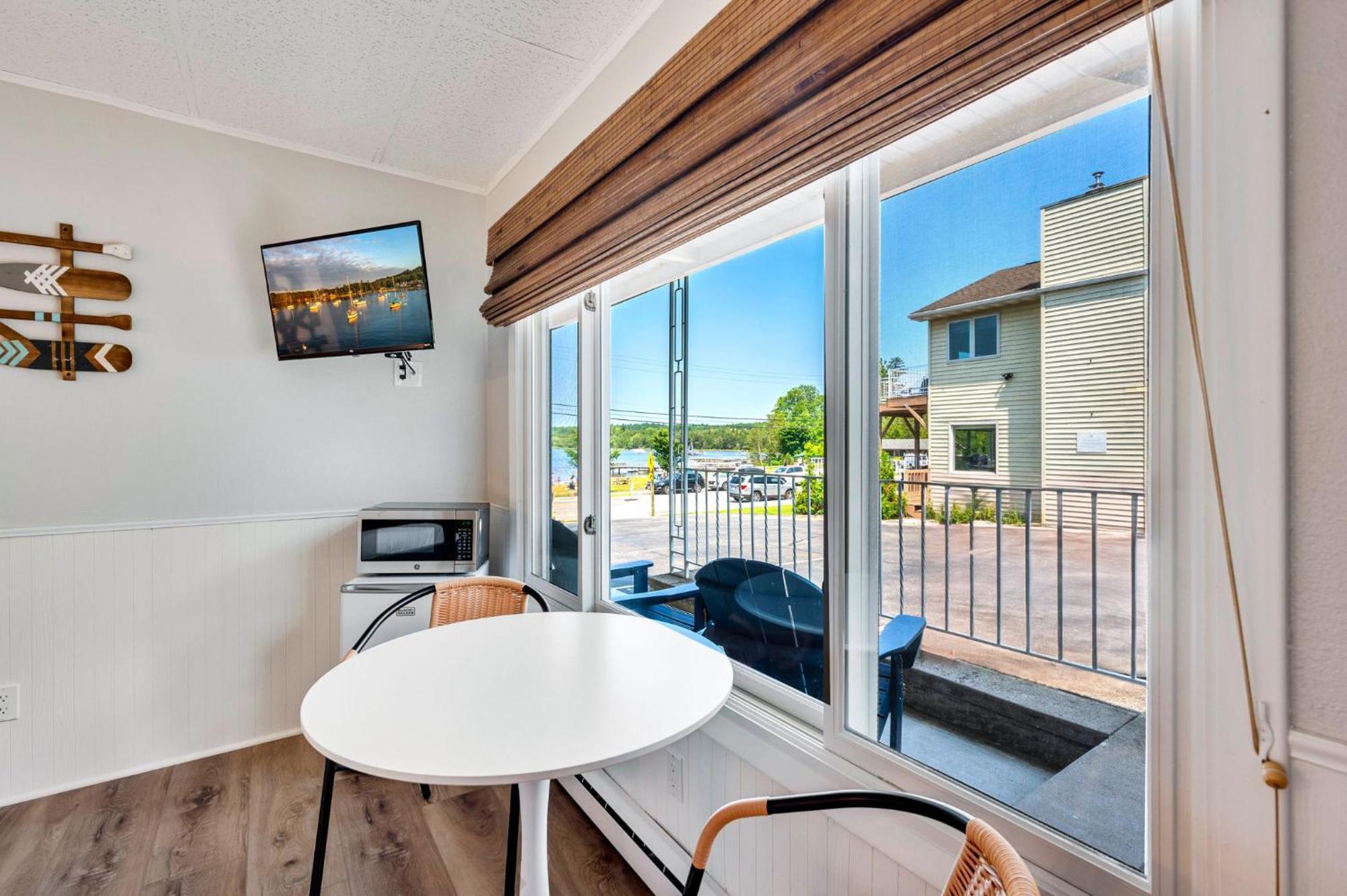 Fresh Coast Motel Fish Creek Exterior foto